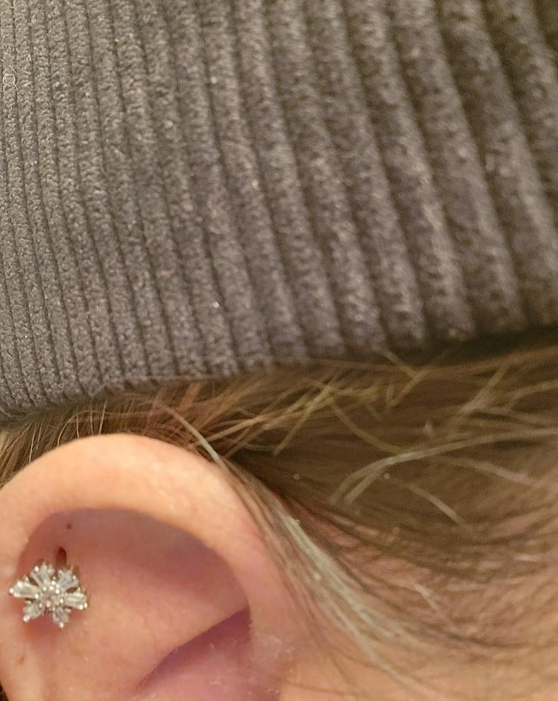Snowflake Cartilage Earring / Christmas CZ Snowflake-3