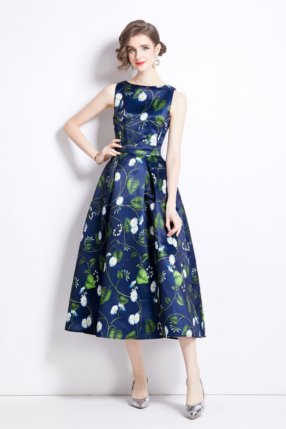 Sleeveless High Waist Tailored Fit and Flare A Line Dress-6