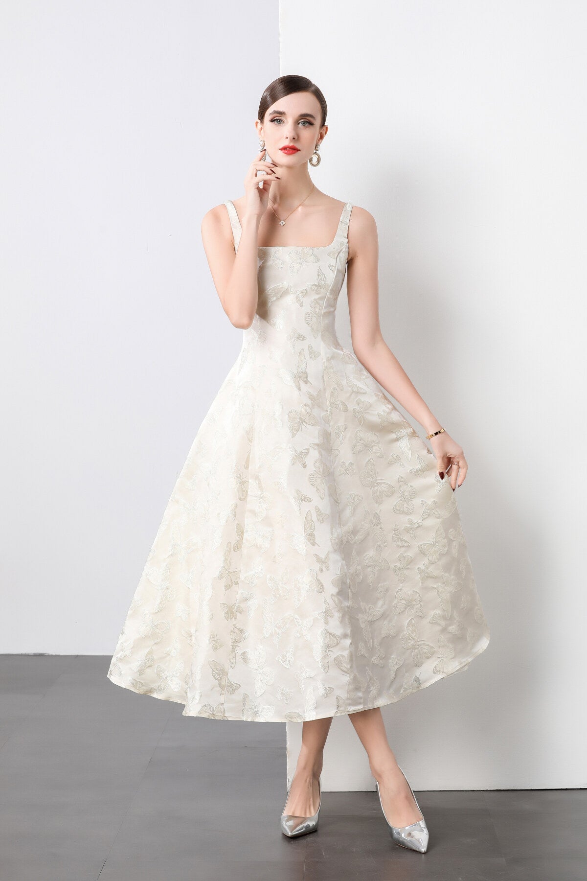 White Jacquard Square Neck Balletcore Wedding Dress-2